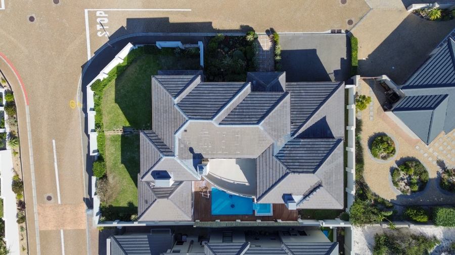 5 Bedroom Property for Sale in Big Bay Western Cape